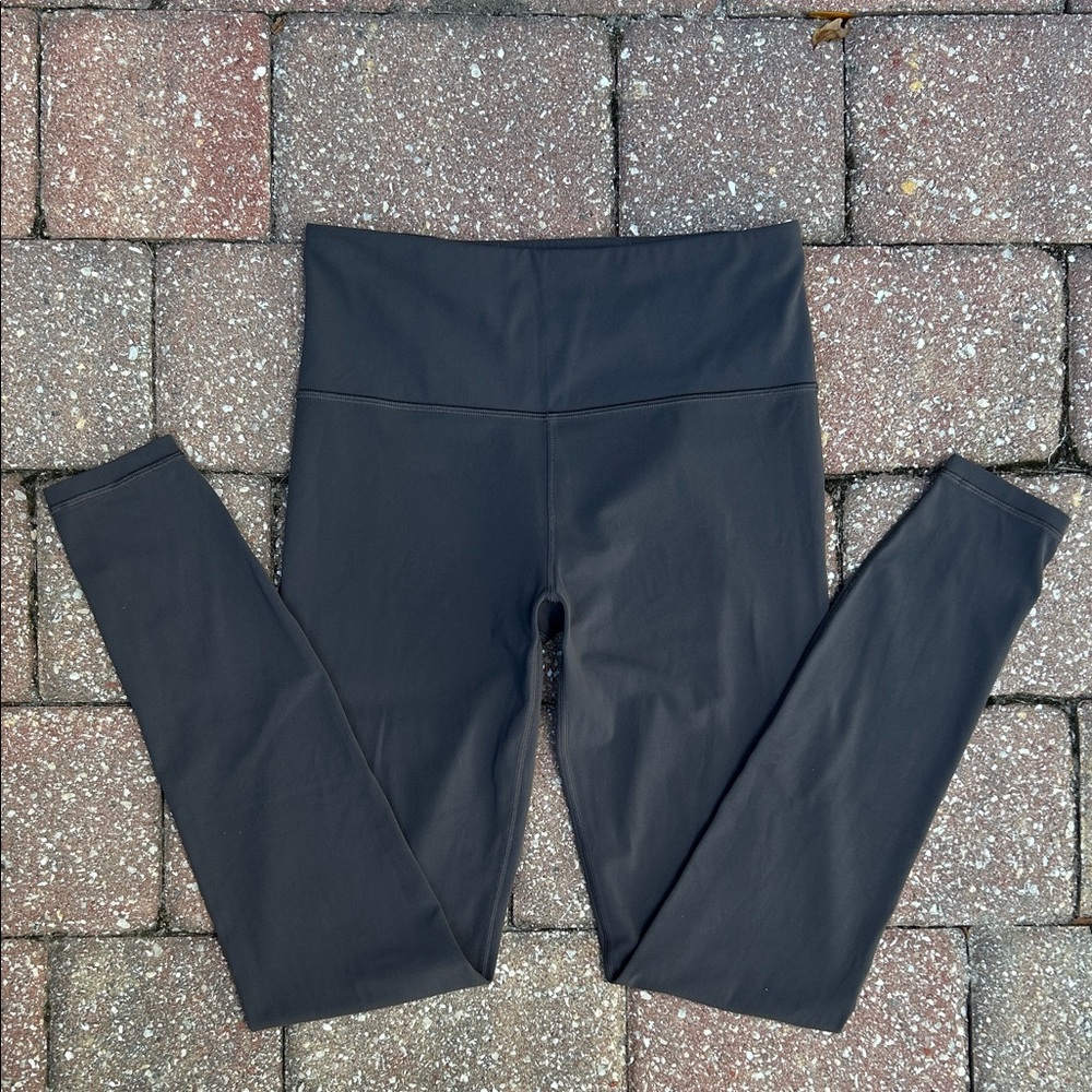 Worn once - ATHLETA Elation Ultra High Rise Legging in Gray - Picture 7 of 11